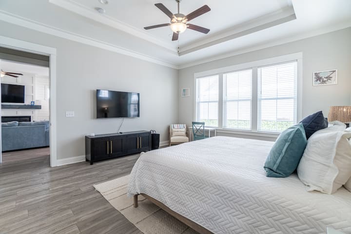 02ea66c6-63d5-44f1-bf69-8db05ef3fc8f