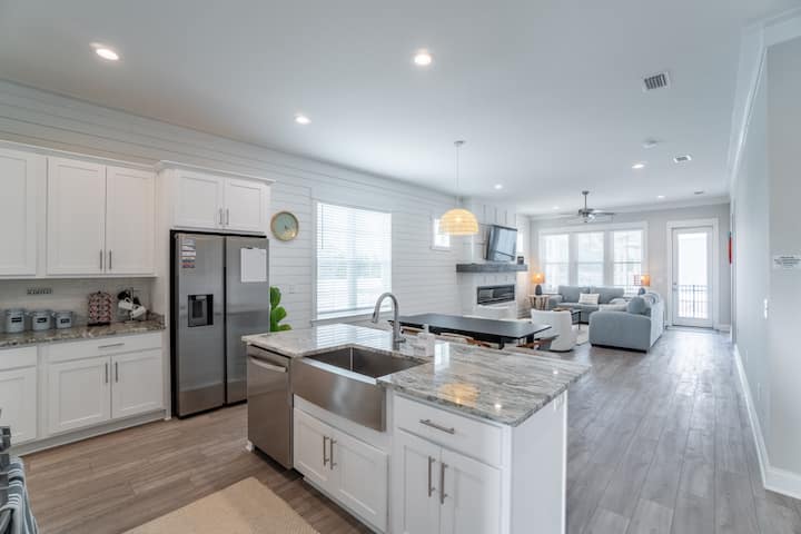 7ddd89e7-84a3-4739-b399-fda57d299ef5 (1)